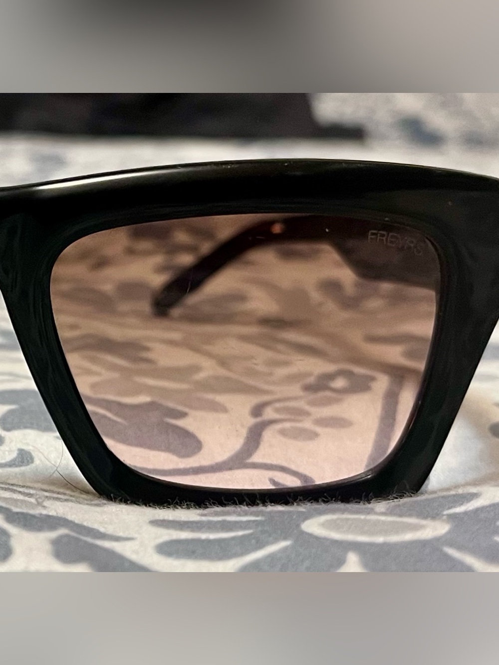 Freyrs Premium Unisex Black Square Sunglasses - Brown Gradient Lenses - Picture 2 of 5